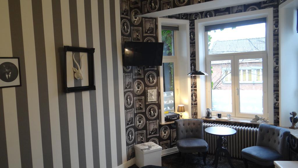B&B Le Bonimenteur Charleroi Esterno foto